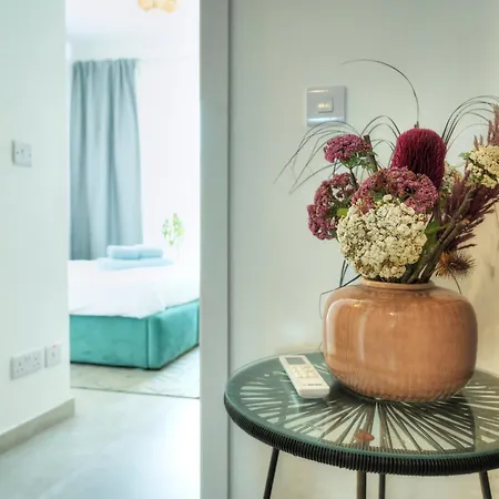 Beautifully Furnished 2 Bedrooms, Sun Terrace Jmat1-1 Апартаменты